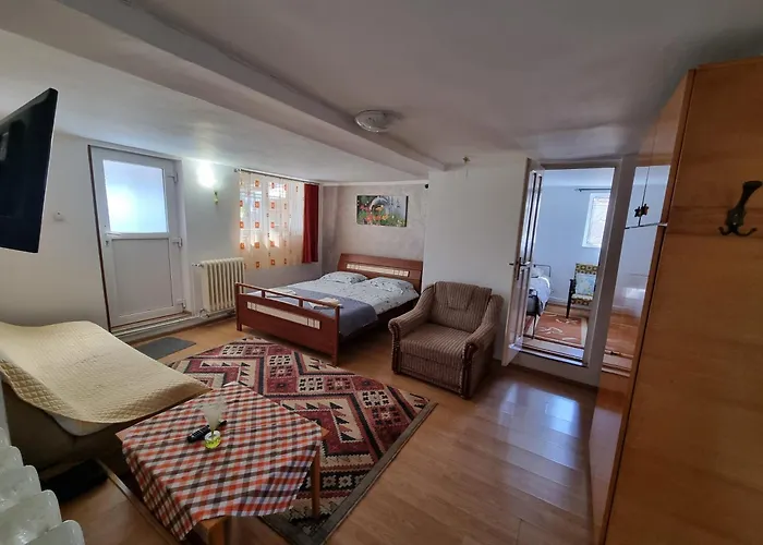 Mri Residence